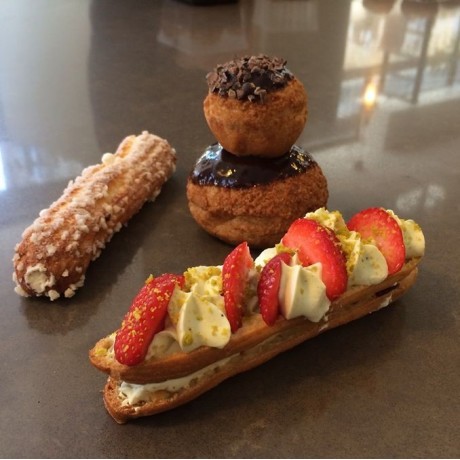 Eclairs et religieuse